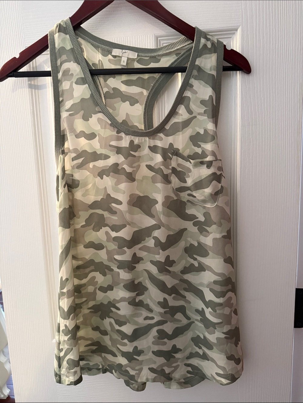 Sleeveless Silk Camo Pocket Tank - Olive & Cream